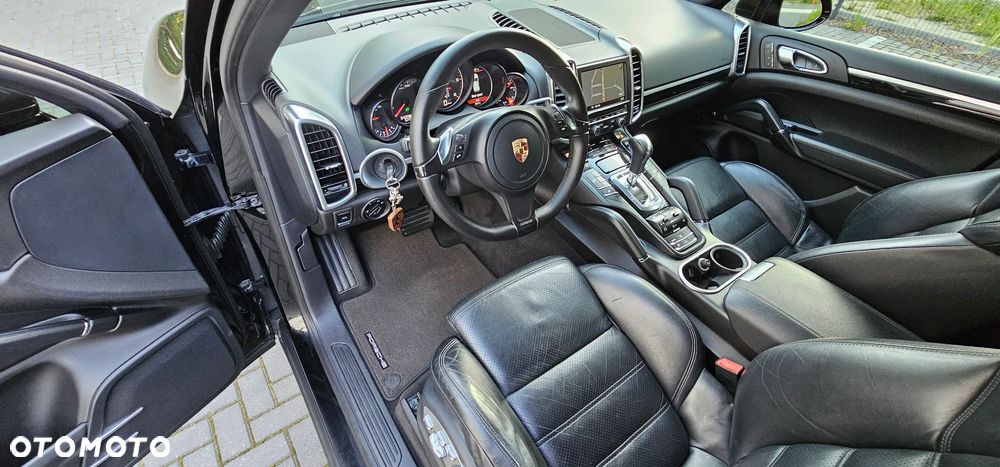 Porsche Cayenne Diesel Platinum Edition - 26