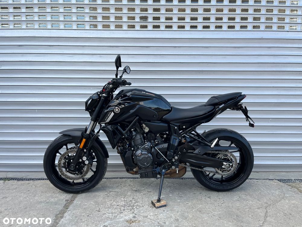 Yamaha MT - 12