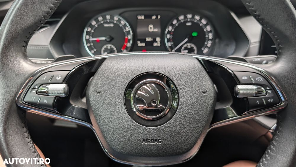 Skoda Octavia 2.0 TDI DSG Ambition - 13