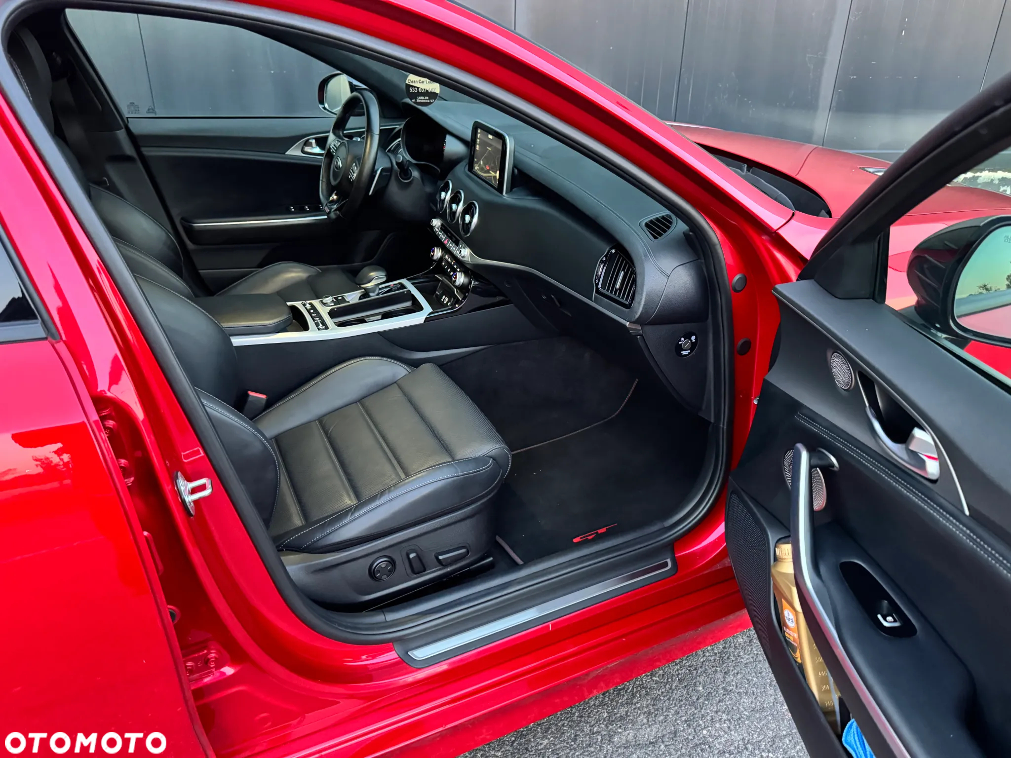 Kia Stinger 3.3 T-GDI V6 GT AWD - 32