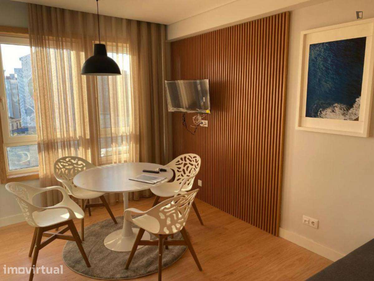 Apartamento com 1 quartos - localizado em Aveiro - Grande imagem: 4/10