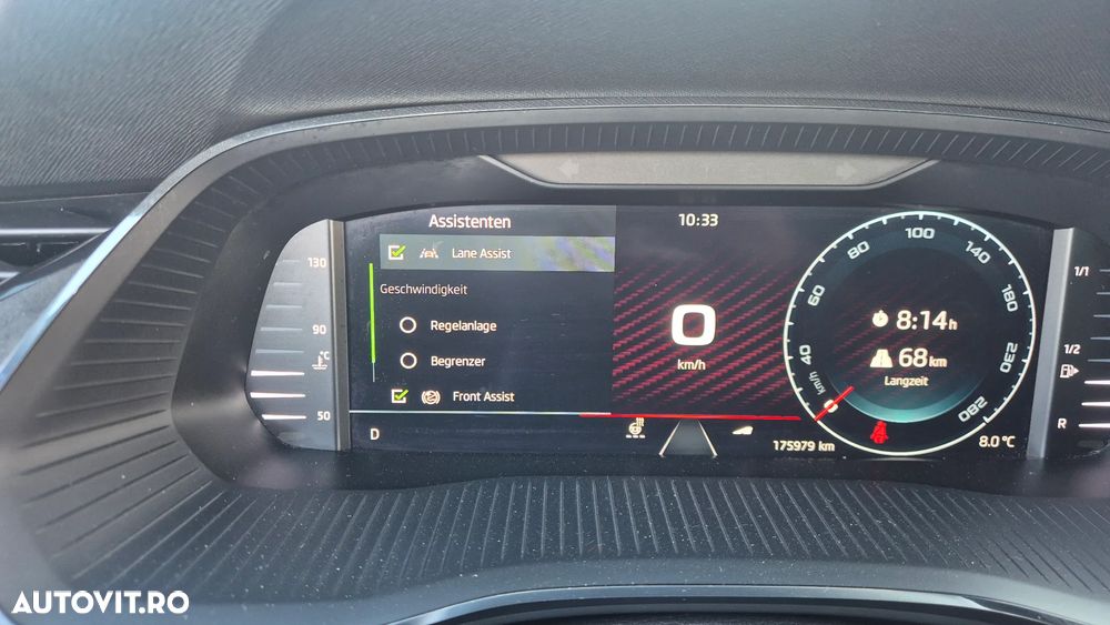 Skoda Octavia Combi 2.0 TDI DSG RS Plus - 29