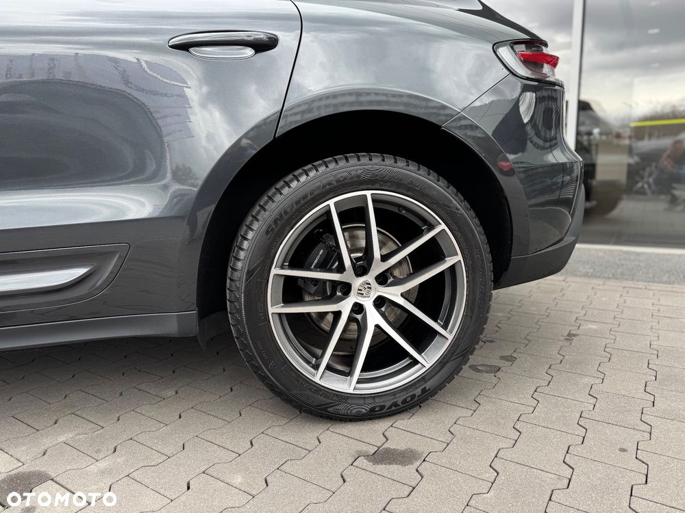 Porsche Macan Standard - 12