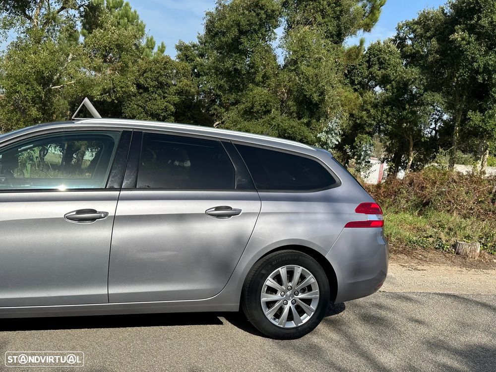 Peugeot 308 SW 1.5 BlueHDi Style - 3