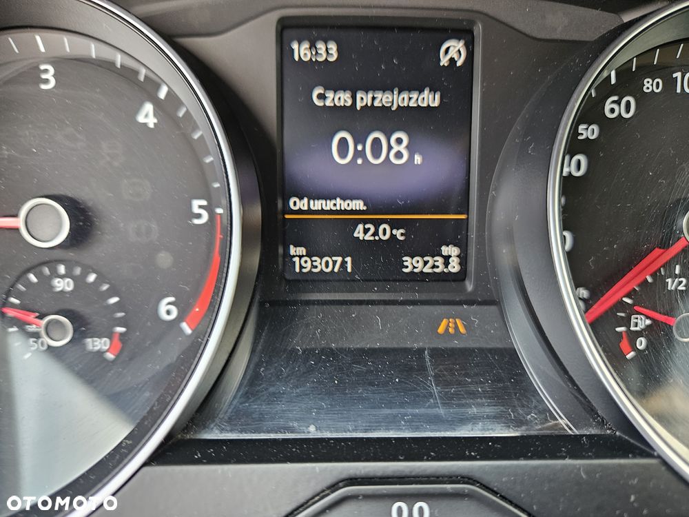 Volkswagen Passat - 13