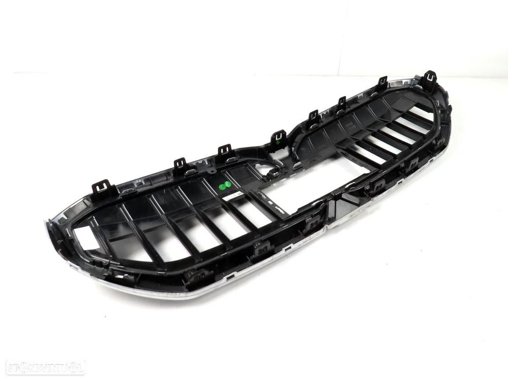 Grelha Frontal Parachoques Frente Usado / Original BMW 5 (G60)/BMW 5 Touring (G6... - 8