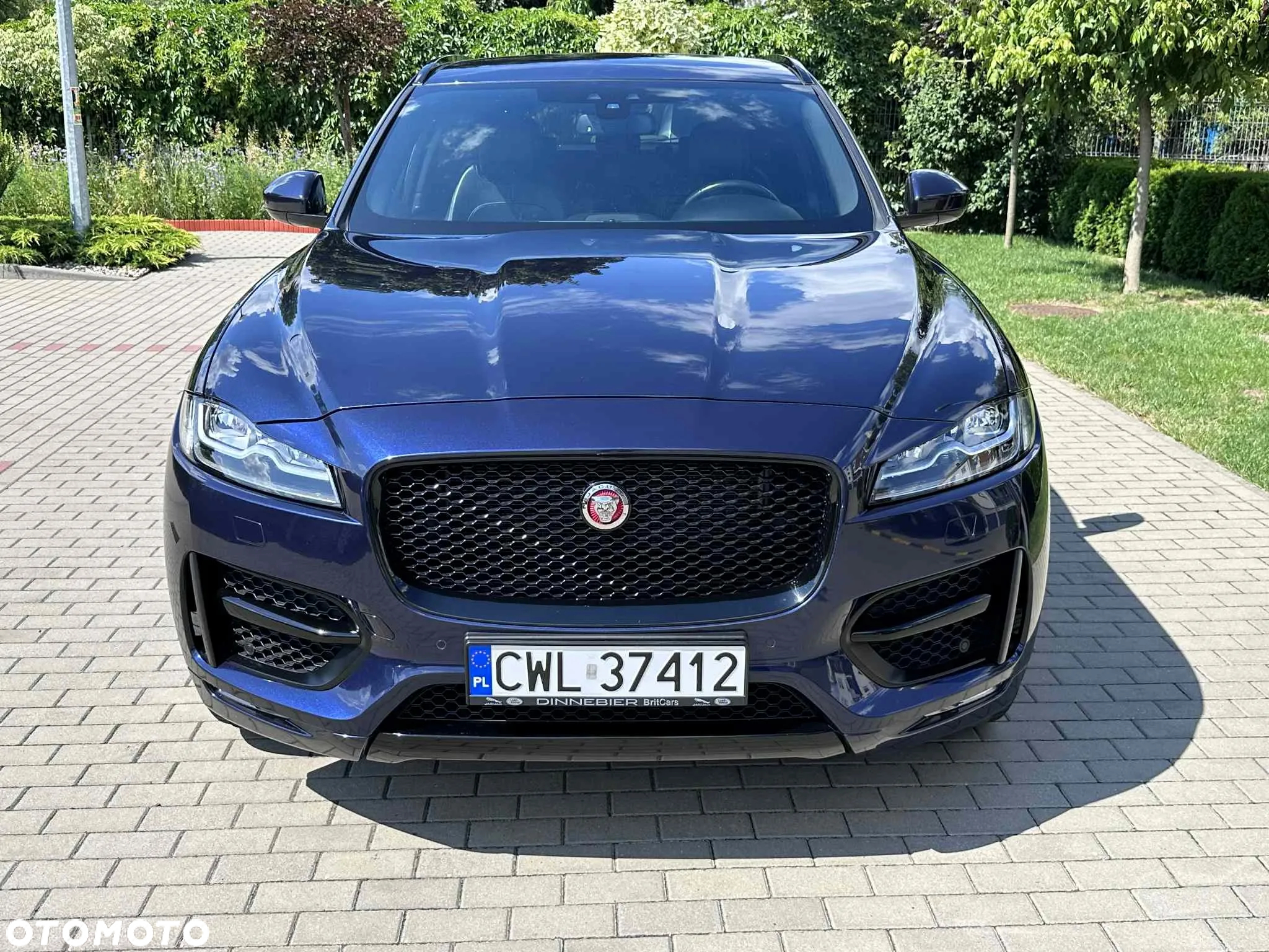 Jaguar F-Pace 20d AWD R-Sport - 8