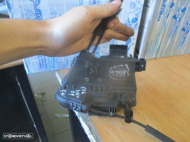 Fecho 813102K000 KIA SOUL 2009 FE 6 PINOS - 4