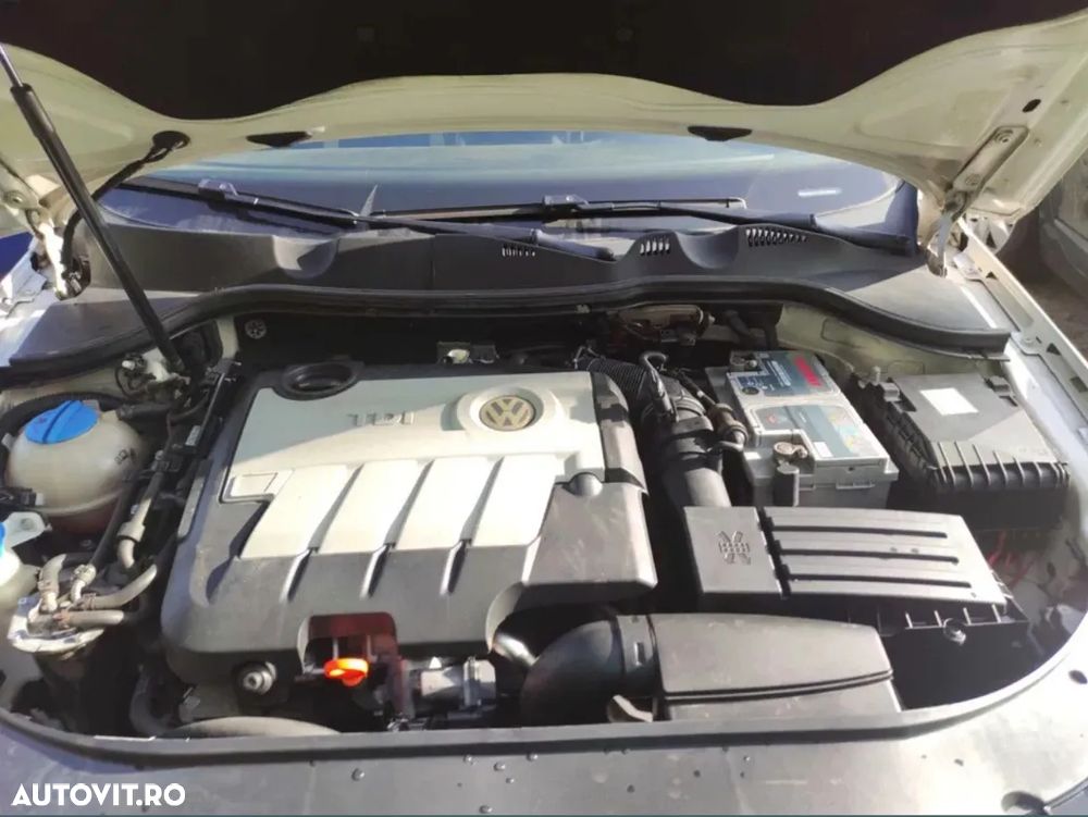 Volkswagen Passat 2.0 TDI Comfortline DPF - 5