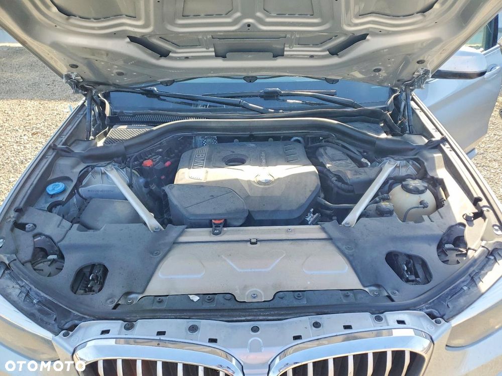 BMW X3 xDrive20i GPF Luxury Line - 12