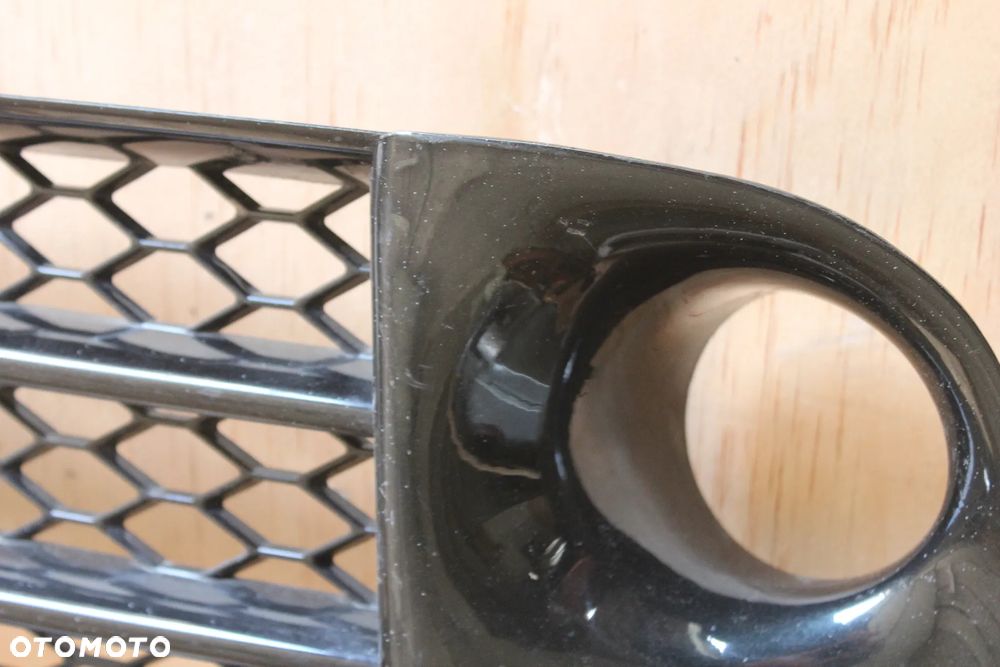 KRATKA ZDERZAKA LEWA AUDI RS5 8T 8T0807681F 2013 - 5