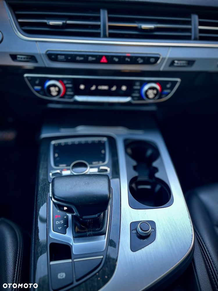 Audi Q7 - 28