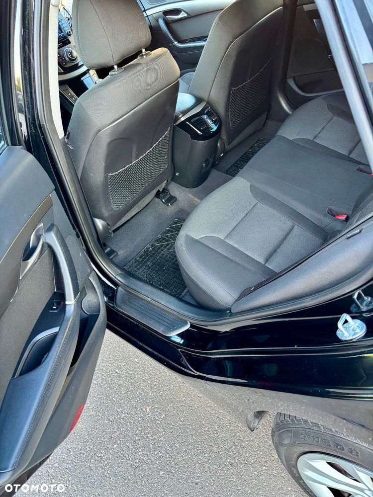 Hyundai i40 Kombi blue 1.7 CRDi Style - 14