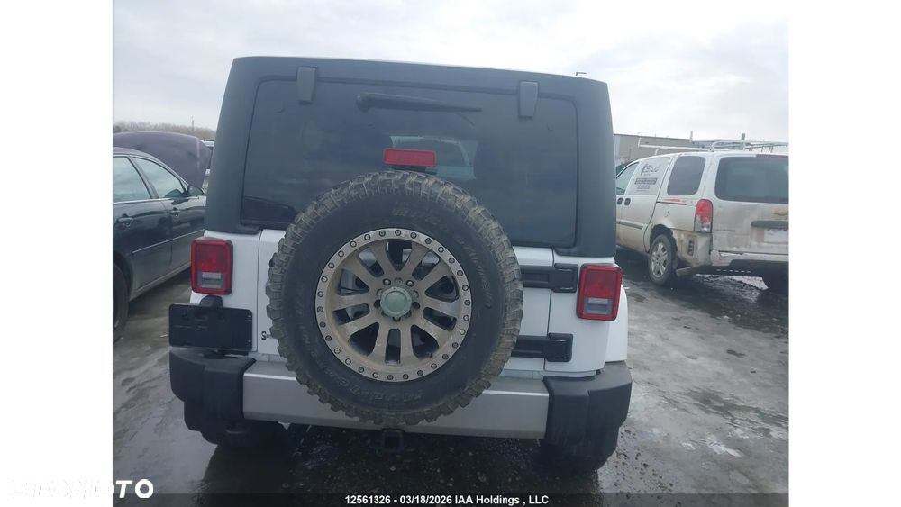 Jeep Wrangler 3.6 Unlim Sahara EU6 - 13