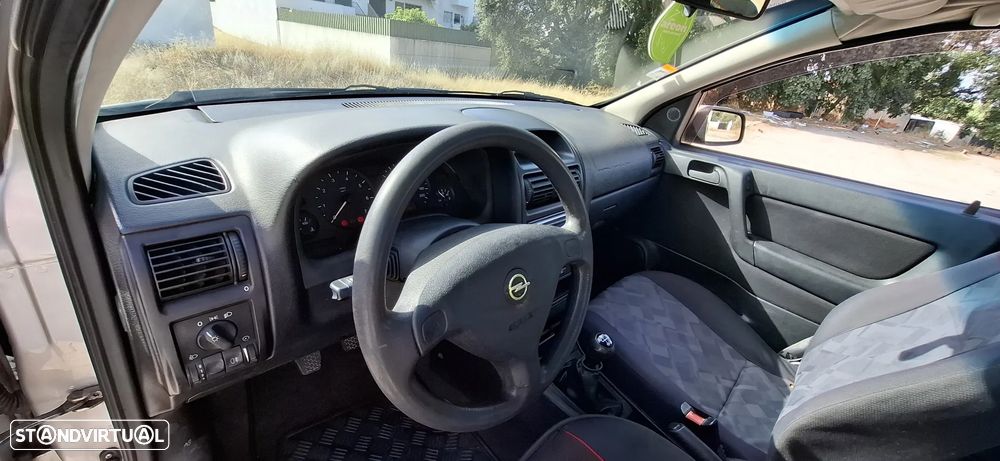 Opel Astra 1.4 Club - 9