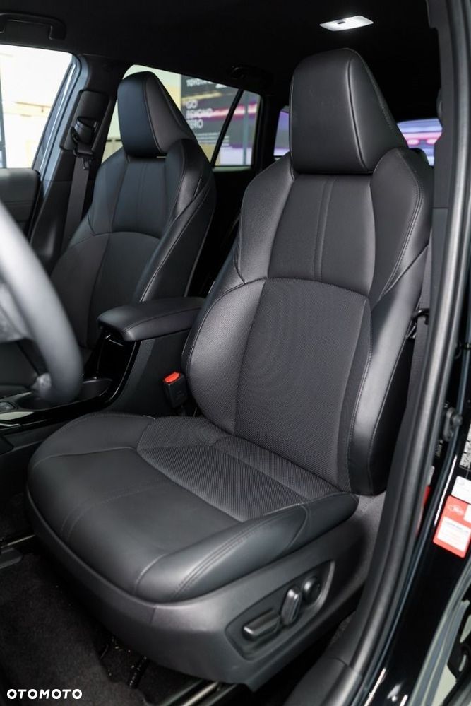 Toyota Corolla Cross - 8