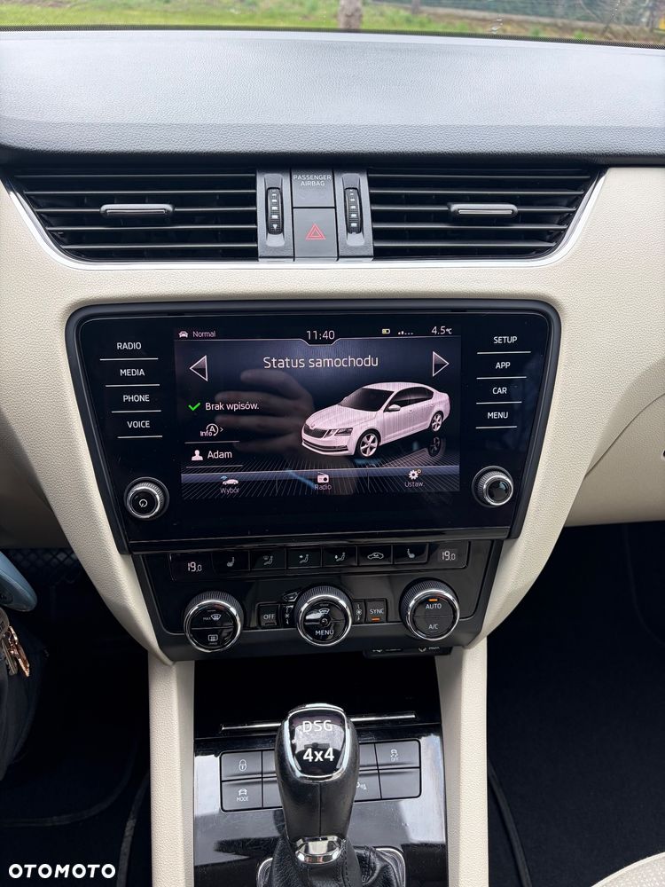 Skoda Octavia 2.0 TDI SCR 4x4 Style DSG - 20