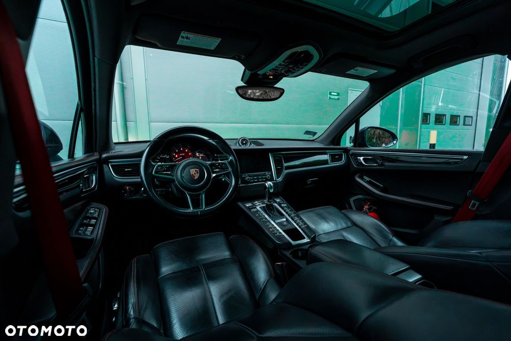 Porsche Macan GTS PDK - 23