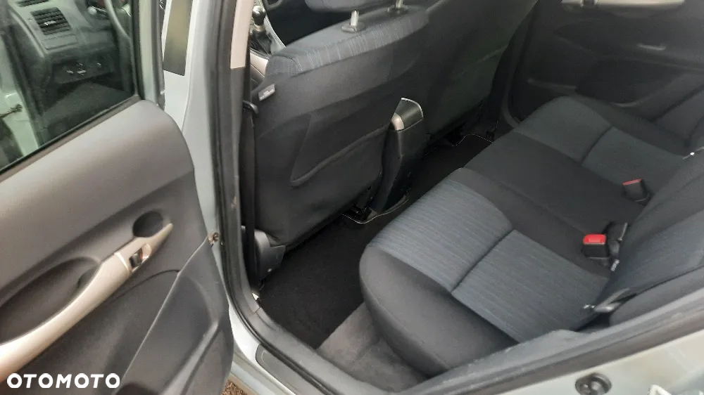 Toyota Auris 1.4 VVT-i Luna - 15
