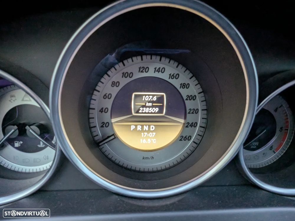 Mercedes-Benz C 220 Station CDI DPF Auto BlueEFFICIENCY Avantgarde - 11