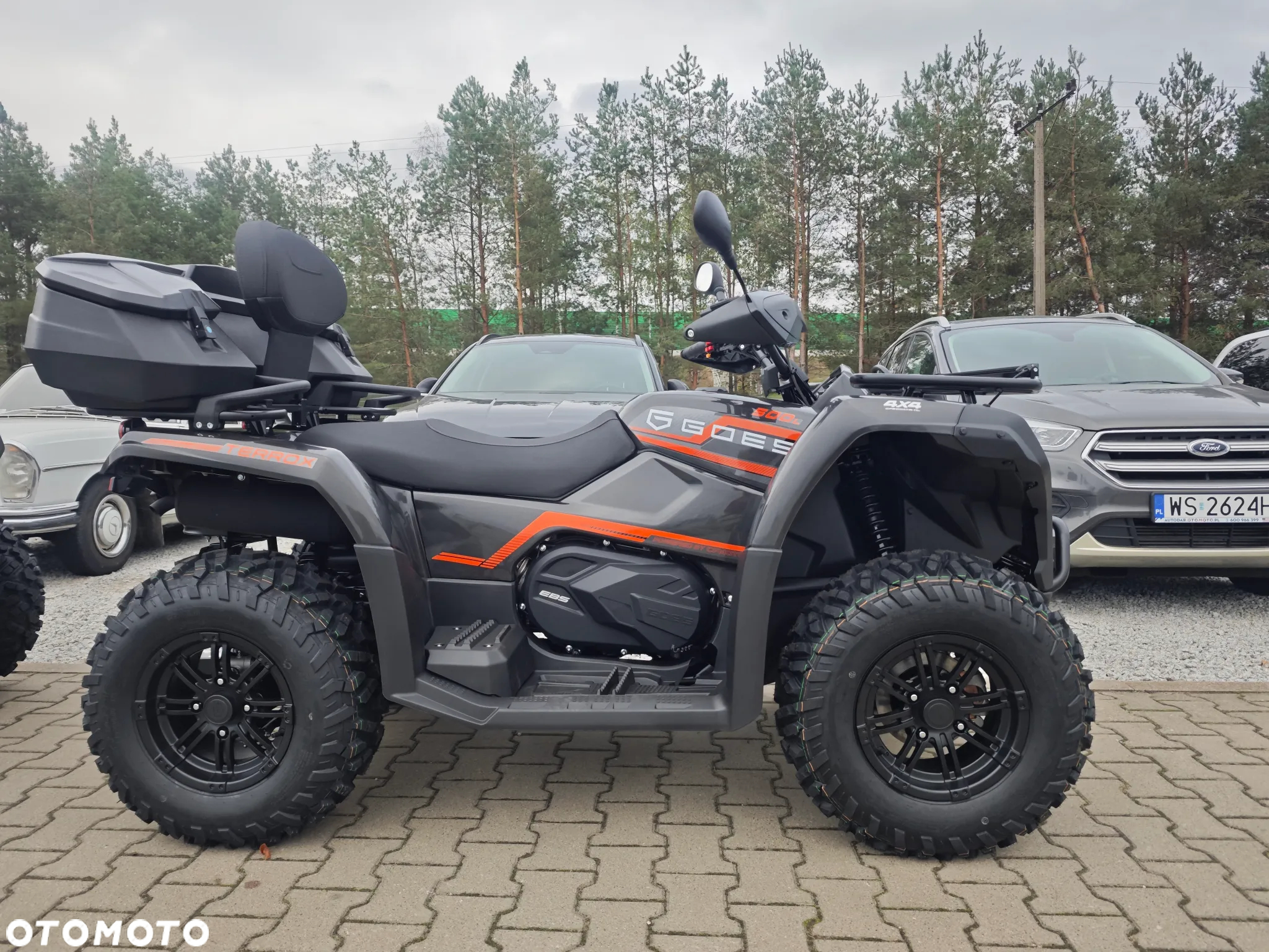 CFMoto CForce - 9