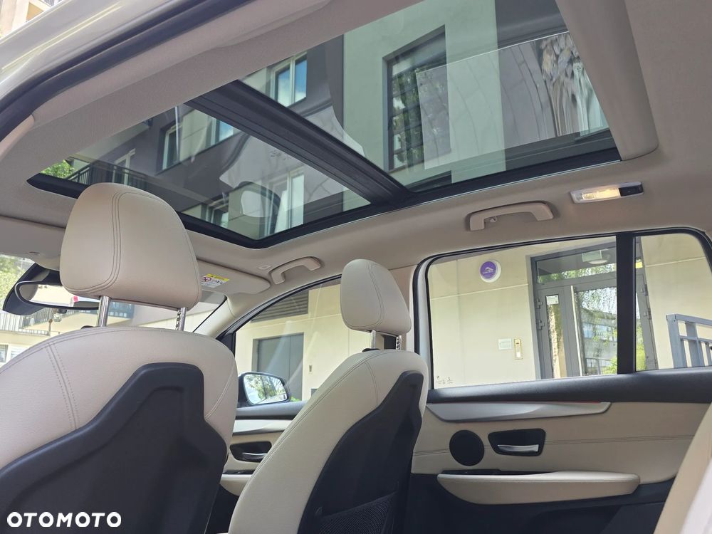 BMW Seria 2 220i Luxury Line - 23