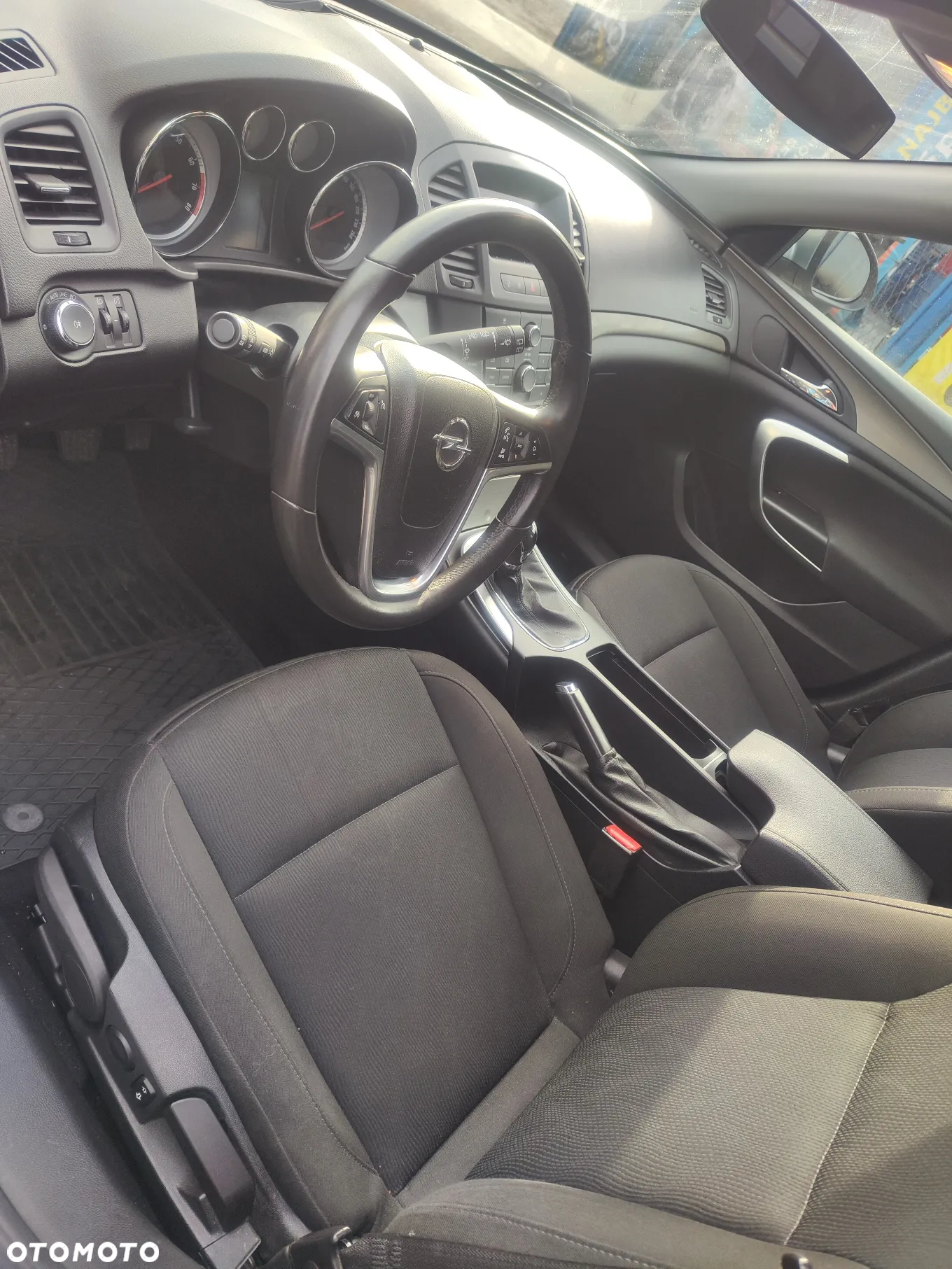 Opel Insignia 1.6 Turbo Sports Tourer - 2
