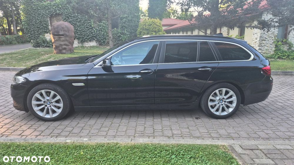 BMW Seria 5 520d xDrive - 2