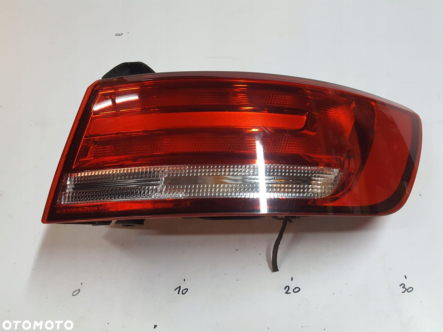 AUDI A4 B9 8W 15-18r SEDAN LAMPA PRAWA TYŁ - 3
