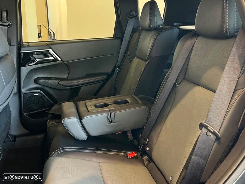 Mitsubishi Outlander 2.4 PHEV Sport Edition - 18