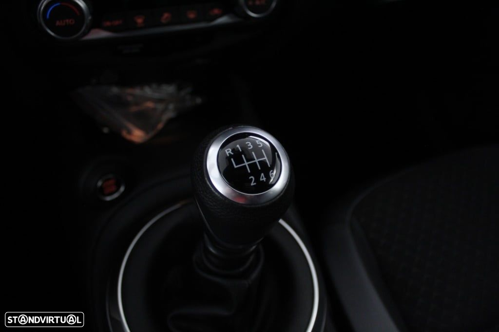 Nissan Juke 1.0 DIG-T N-Connecta NAV. - 29
