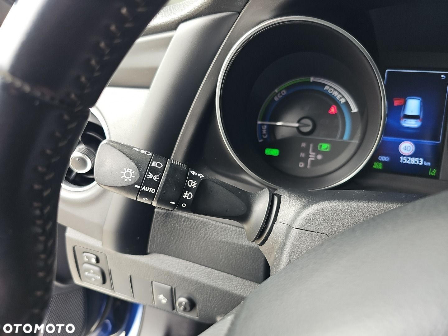 Toyota Auris - 11