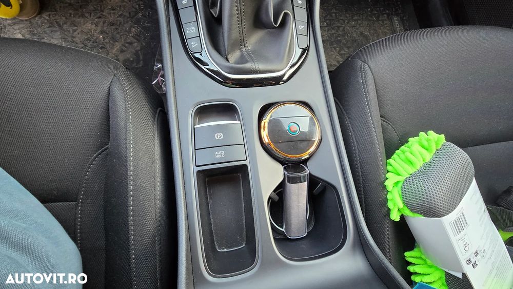 Hyundai Tucson 1.6 l 150 CP 2WD 6MT Style+ - 11