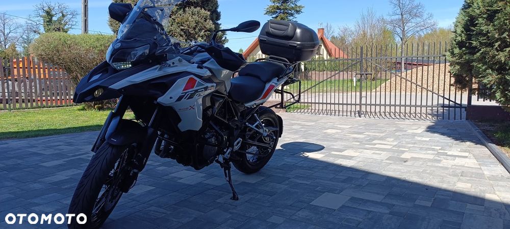 Benelli TRK 502X - 33