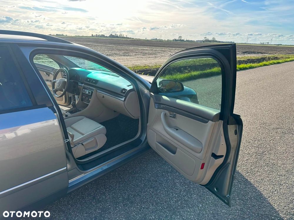Audi A4 Avant - 8