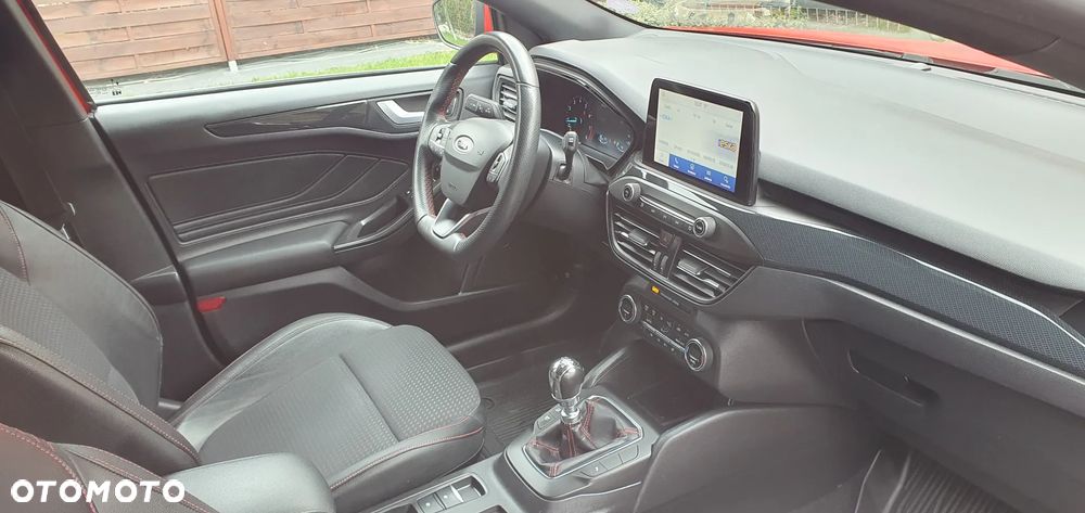 Ford Focus 1.5 EcoBoost ST-Line Red ASS - 38