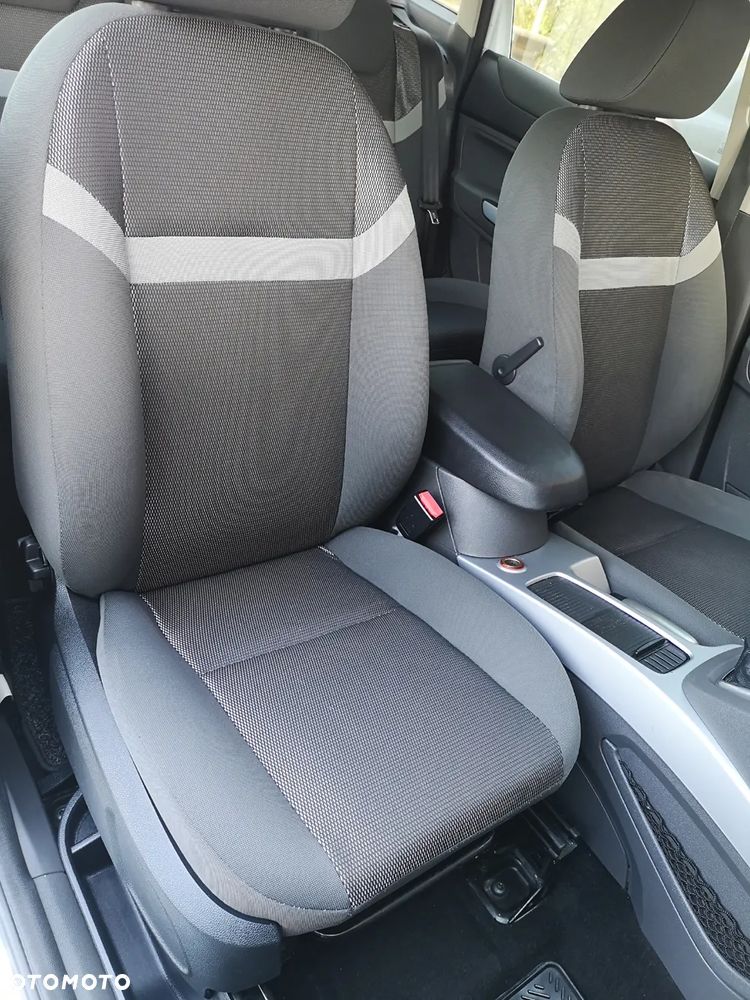 Ford Kuga 2.0 TDCi 2x4 Trend - 23