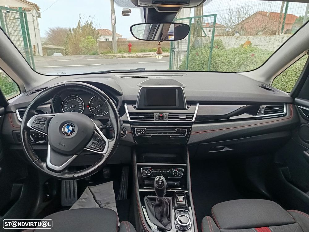 BMW 218 i Coupe Line Sport - 17