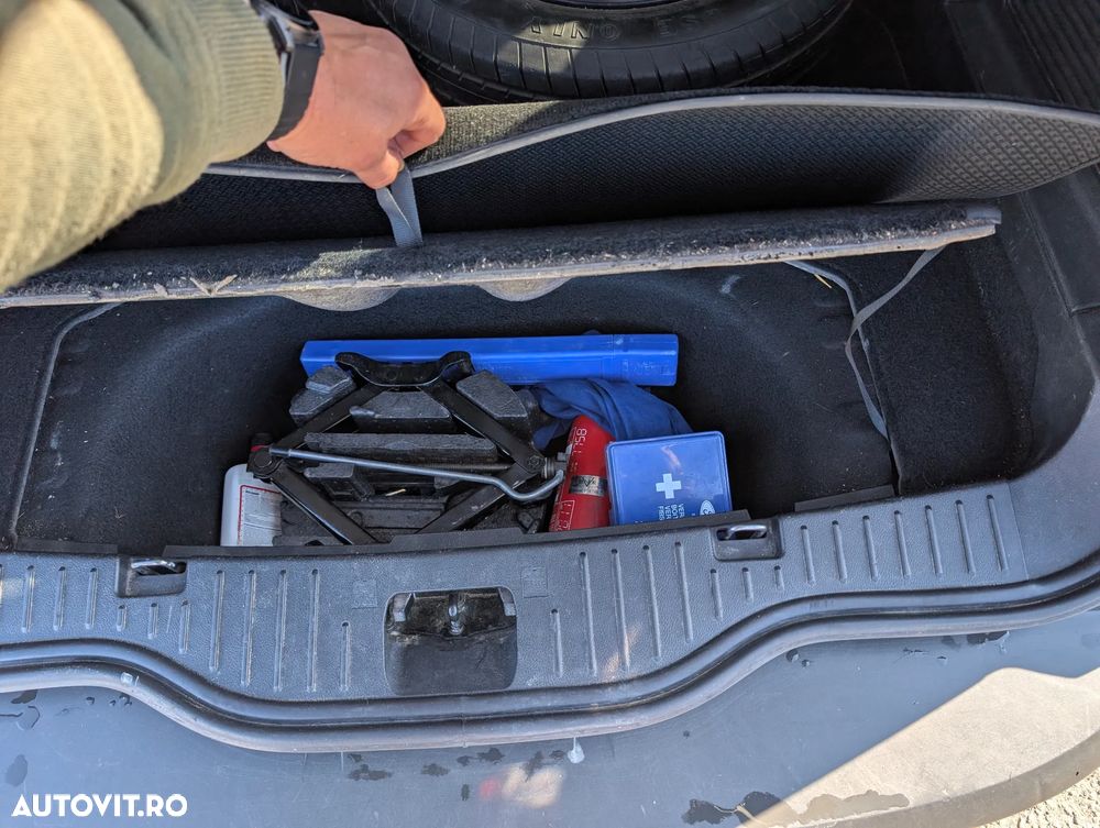 Ford S-Max 2.0 TDCi DPF Titanium - 20