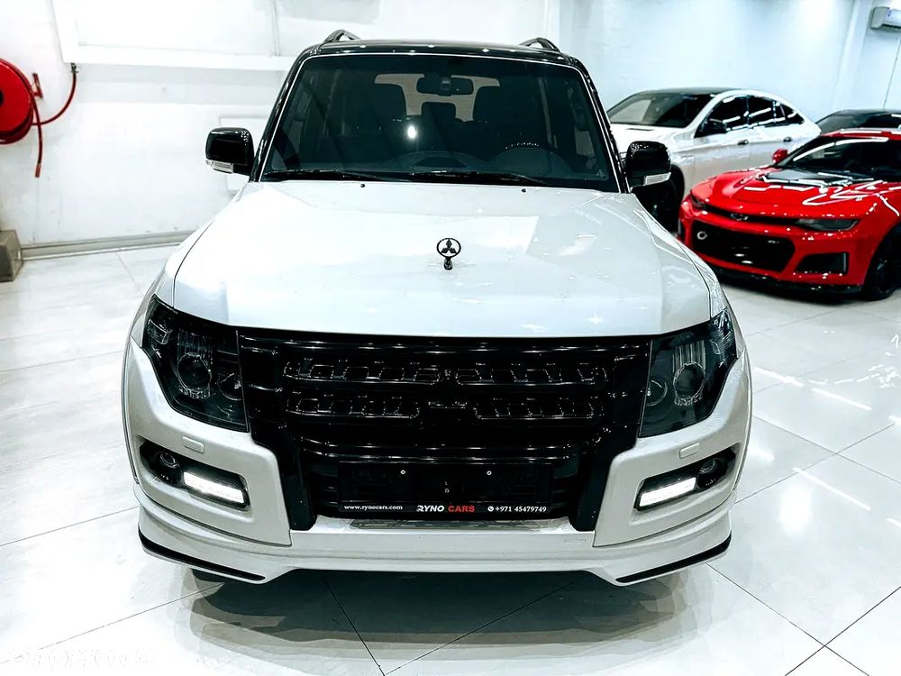 Mitsubishi Pajero - 5