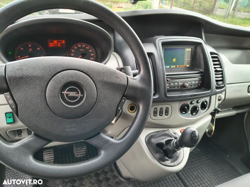 Opel Vivaro - 12