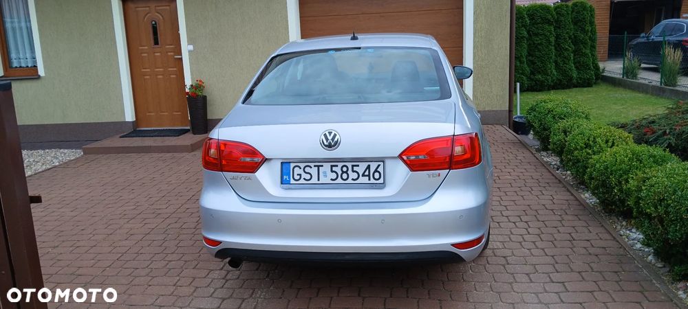 Volkswagen Jetta 1.6 TDI Comfortline - 3