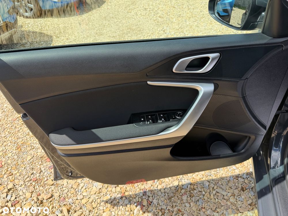 Kia Ceed 1.4 Vision - 14