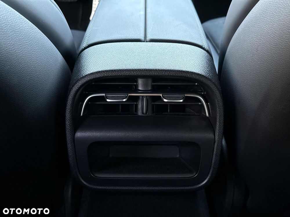 Mercedes-Benz Klasa E - 14