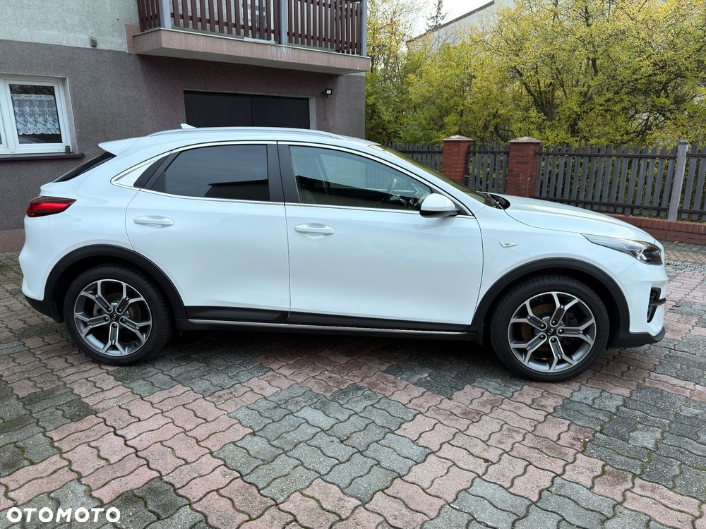 Kia XCeed 1.4 T-GDI M - 11
