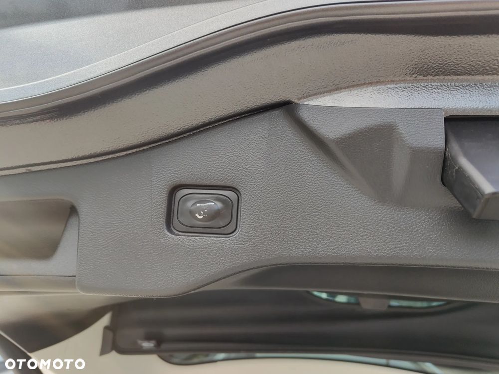 Ford Mondeo - 13