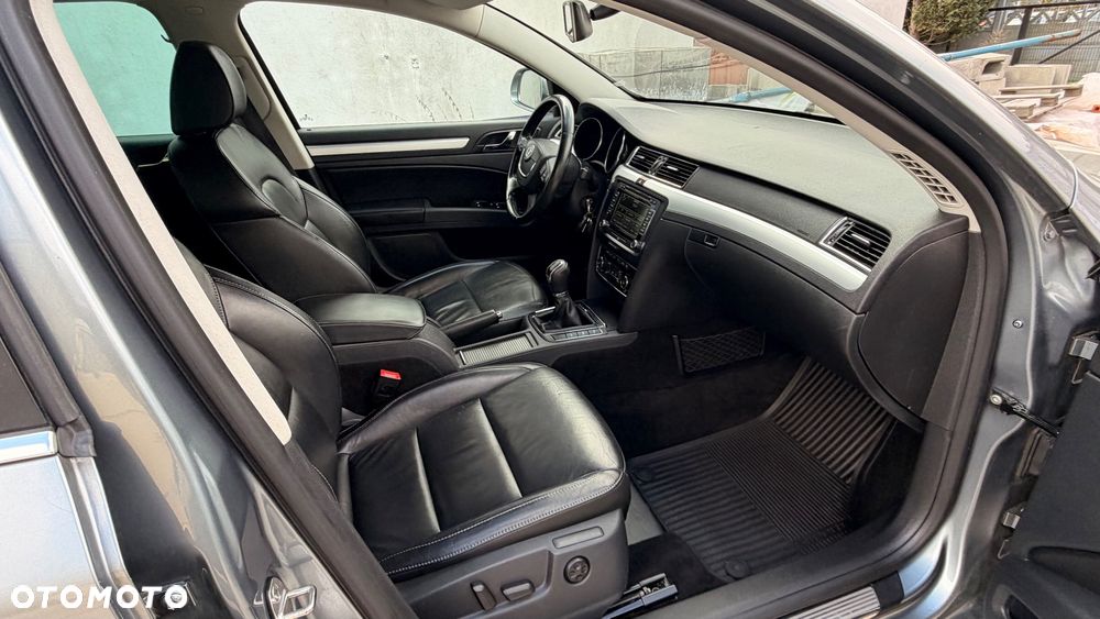 Skoda Superb - 33