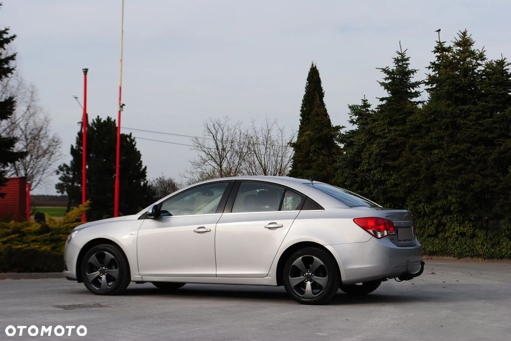 Chevrolet Cruze 1.8 LT - 6