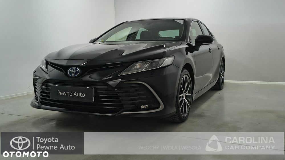 Toyota Camry 2.5 Hybrid Prestige CVT - 2