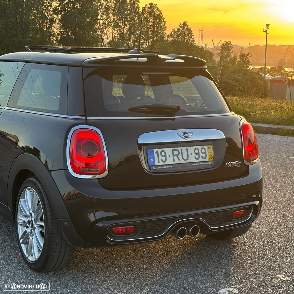 MINI 3 Portas Cooper S - 4